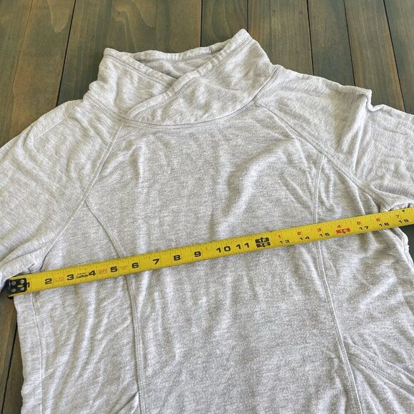Yogalicious Grey Athletic Sweatshirt Mock Neck Collar Women’s Size Large (Q8) - Picture 7 of 9